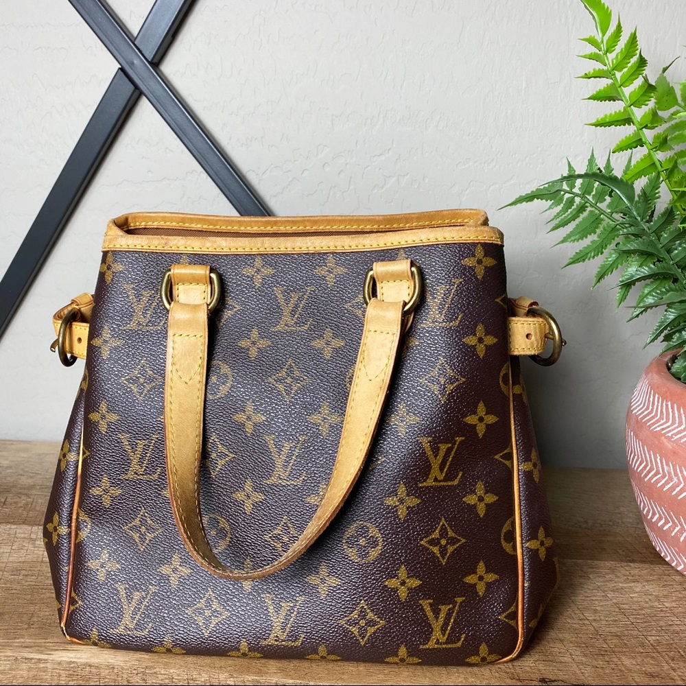 SOLD Louis Vuitton Batignolles Vertical PM - Picture 5 of 16